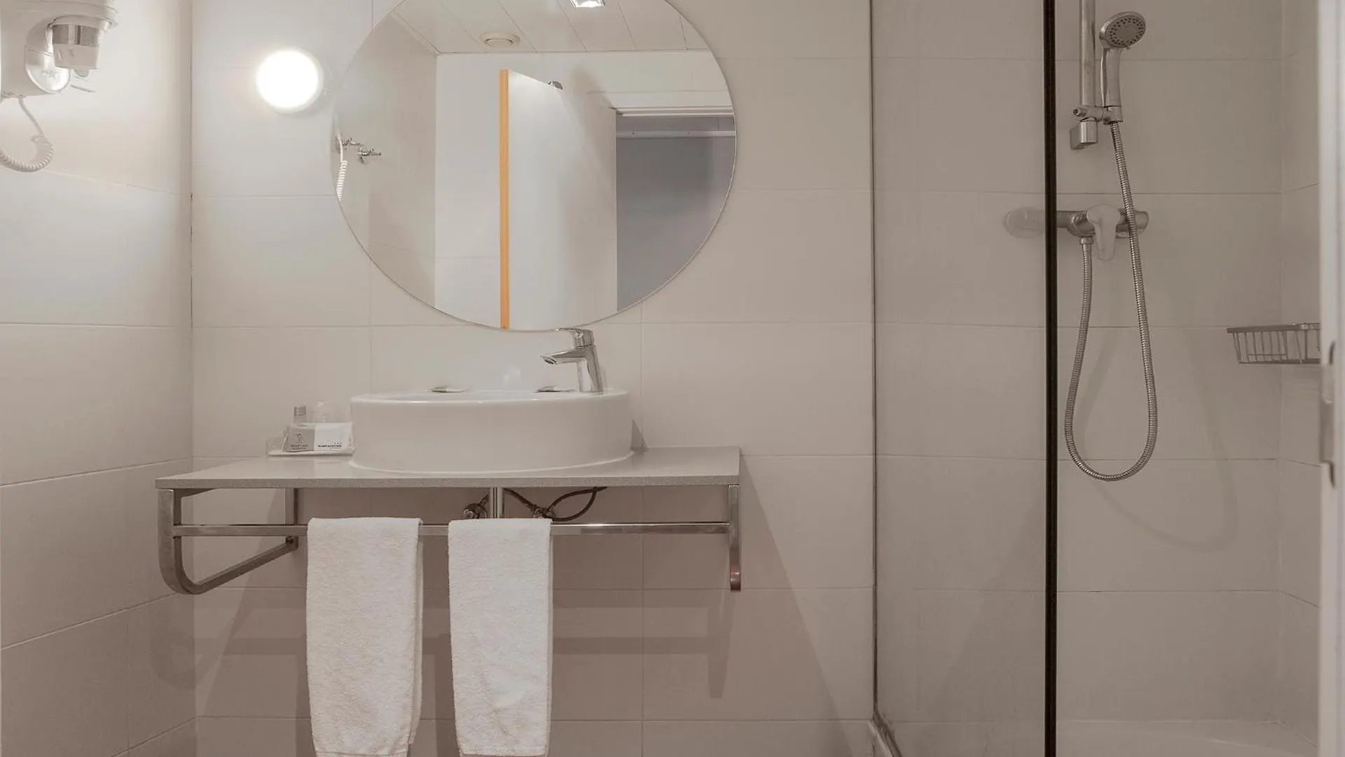 ***  Ciutat Vella Otel Barselona İspanya